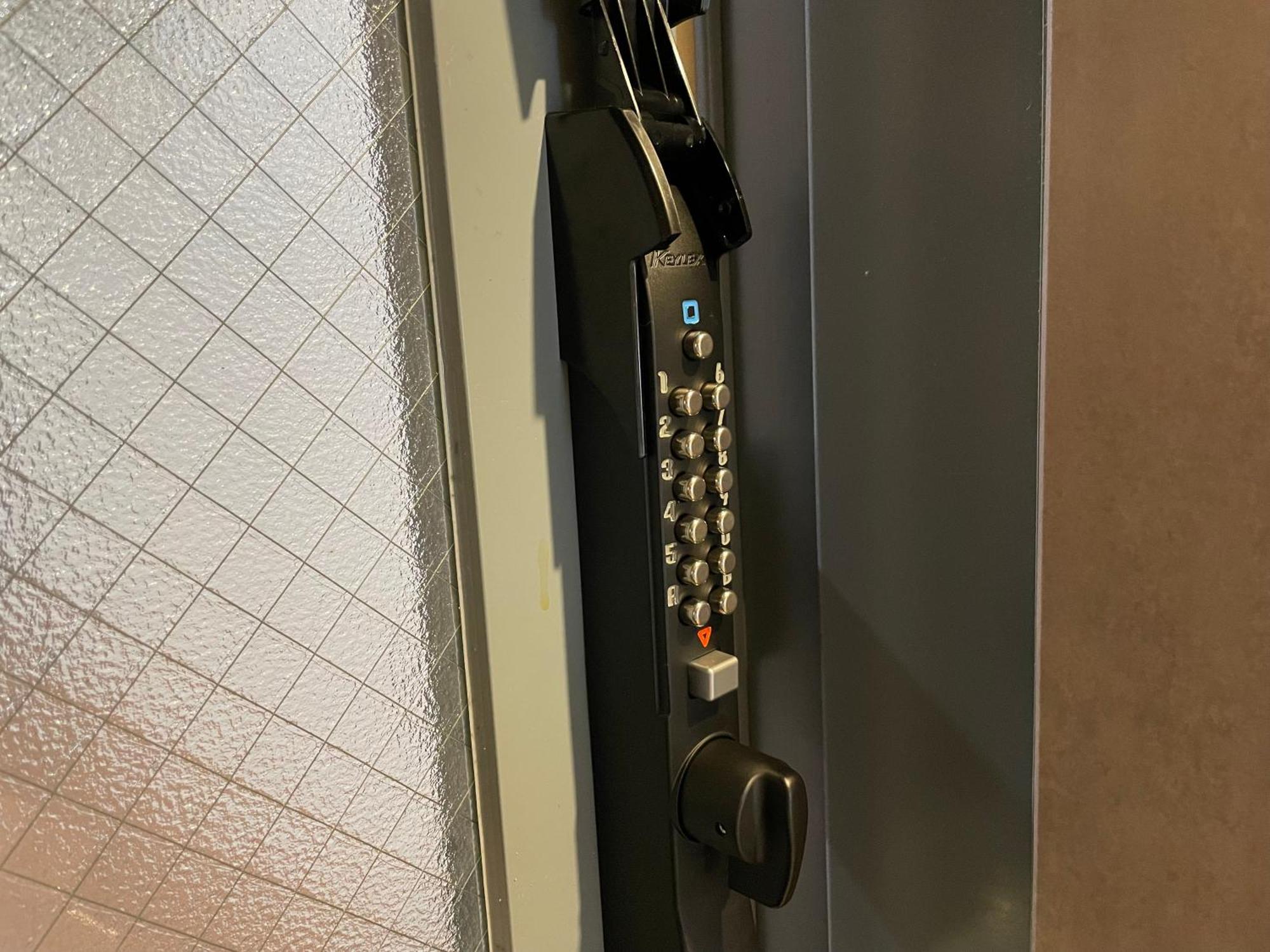 ZONK Nakasu Hotel Fukuoka  Bagian luar foto
