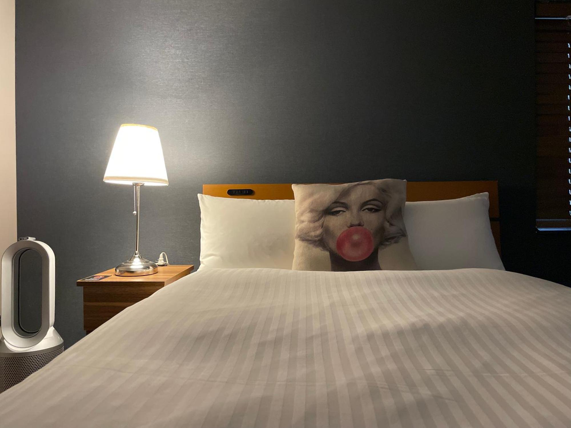 ZONK Nakasu Hotel Fukuoka  Bagian luar foto
